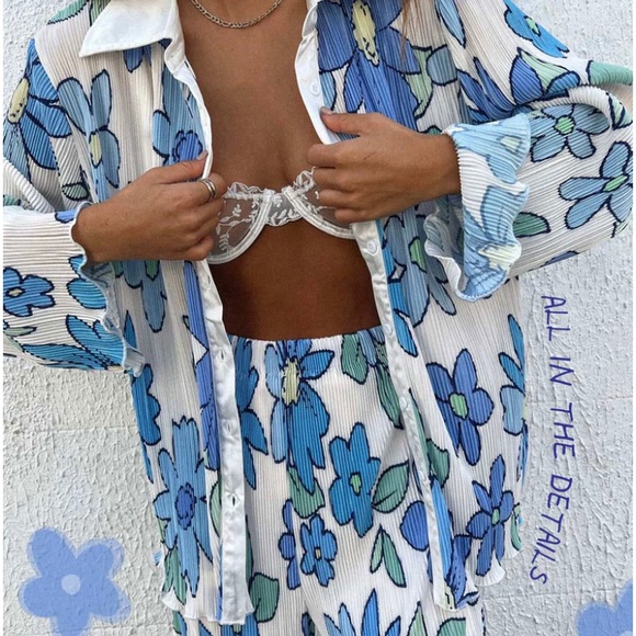 PEPPERMAYO change of pace shirt in blue blossom - Picture 2 of 3